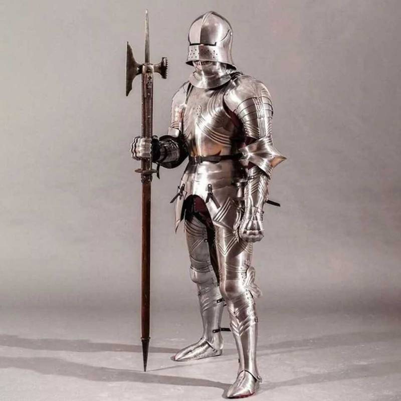 Armor Suit Silver Polished Antique Style For Men in Chandrapur